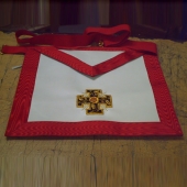 European Masonic Aprons